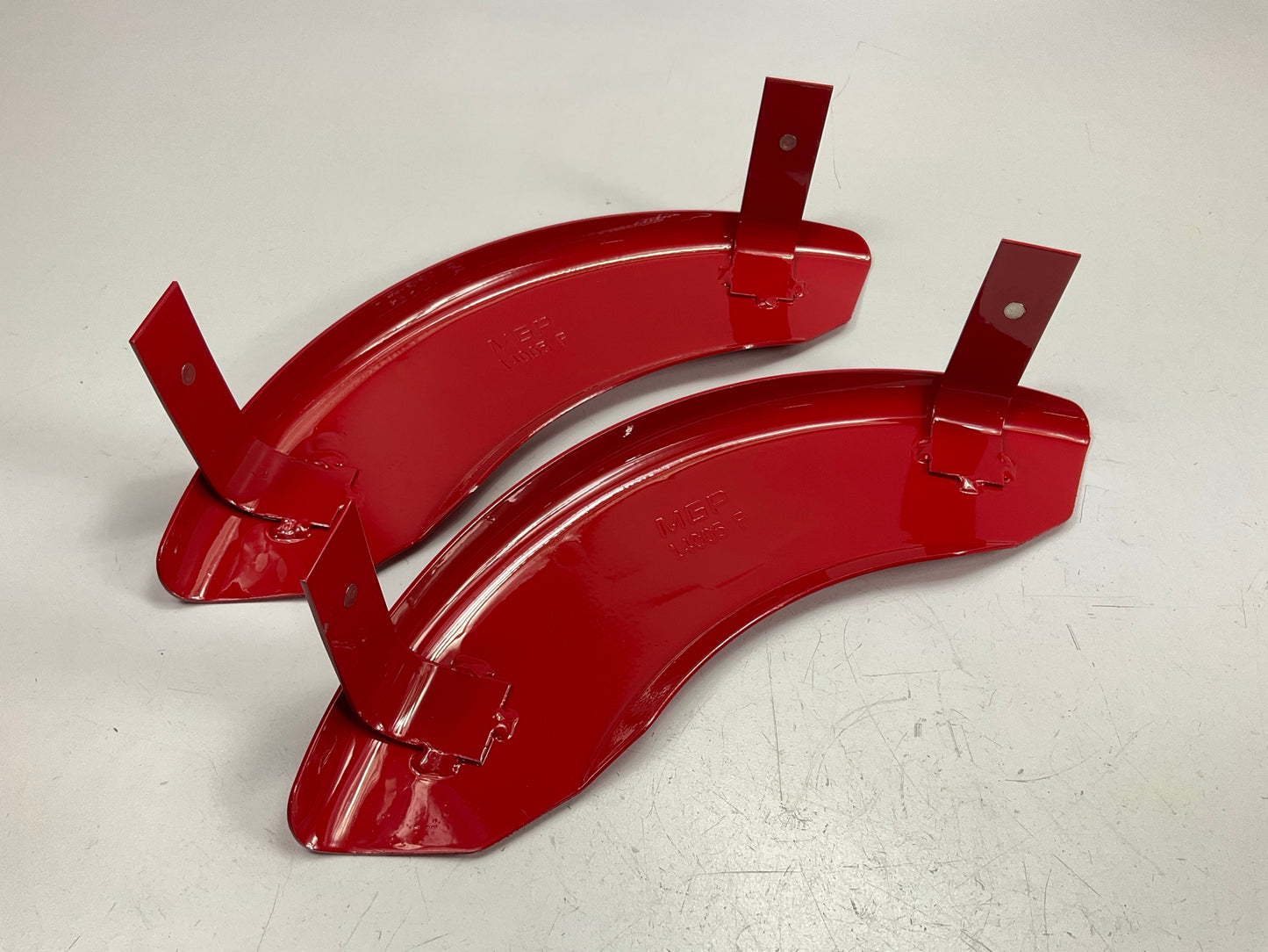 MGP 14005SBOWRD RED Disc Brake Caliper Covers 2014-2018 Chevrolet Silverado 1500
