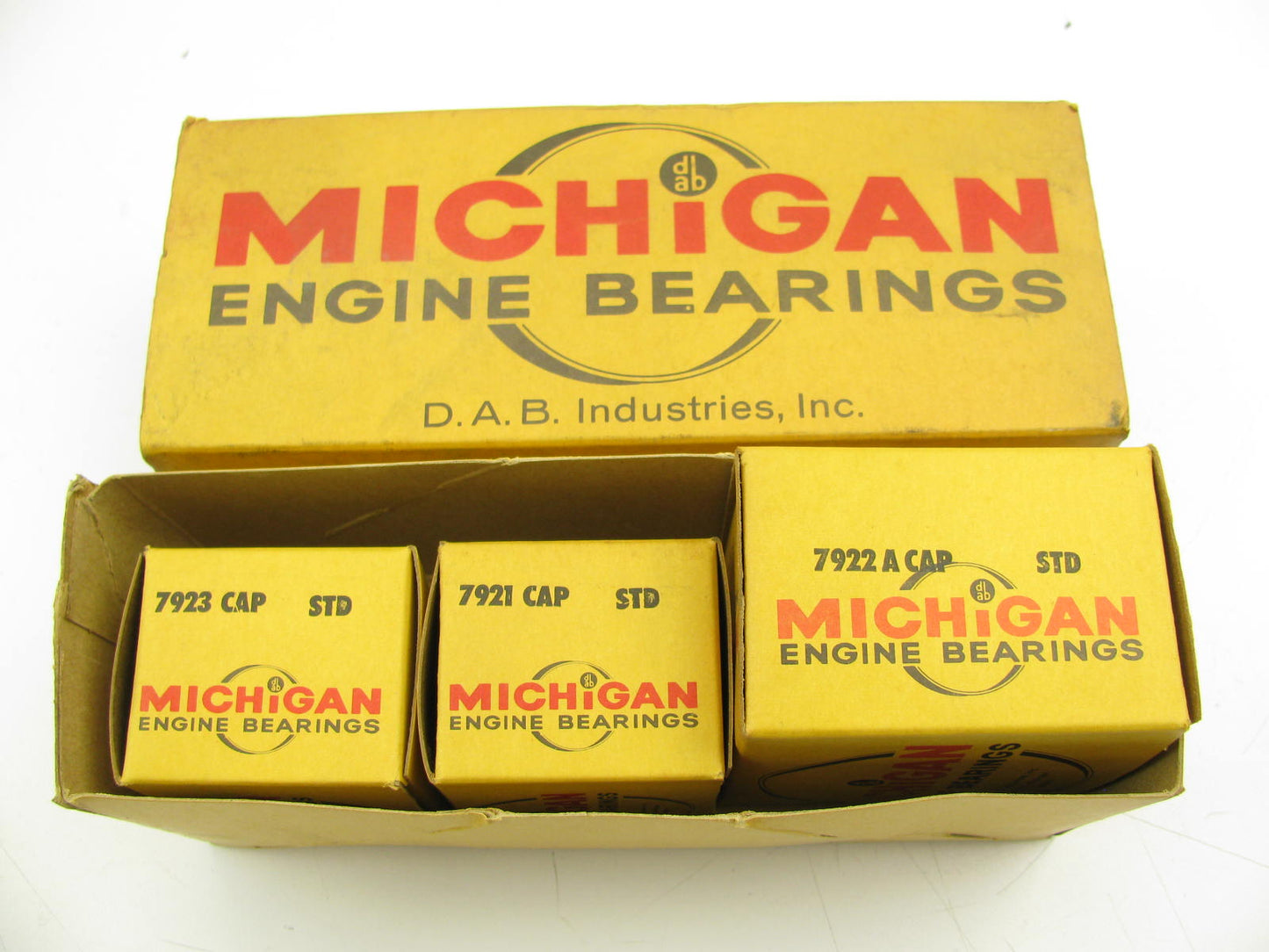 Michigan 1922P Engine Main Bearings - Standard For 1968-1973 Chrysler 340-V8