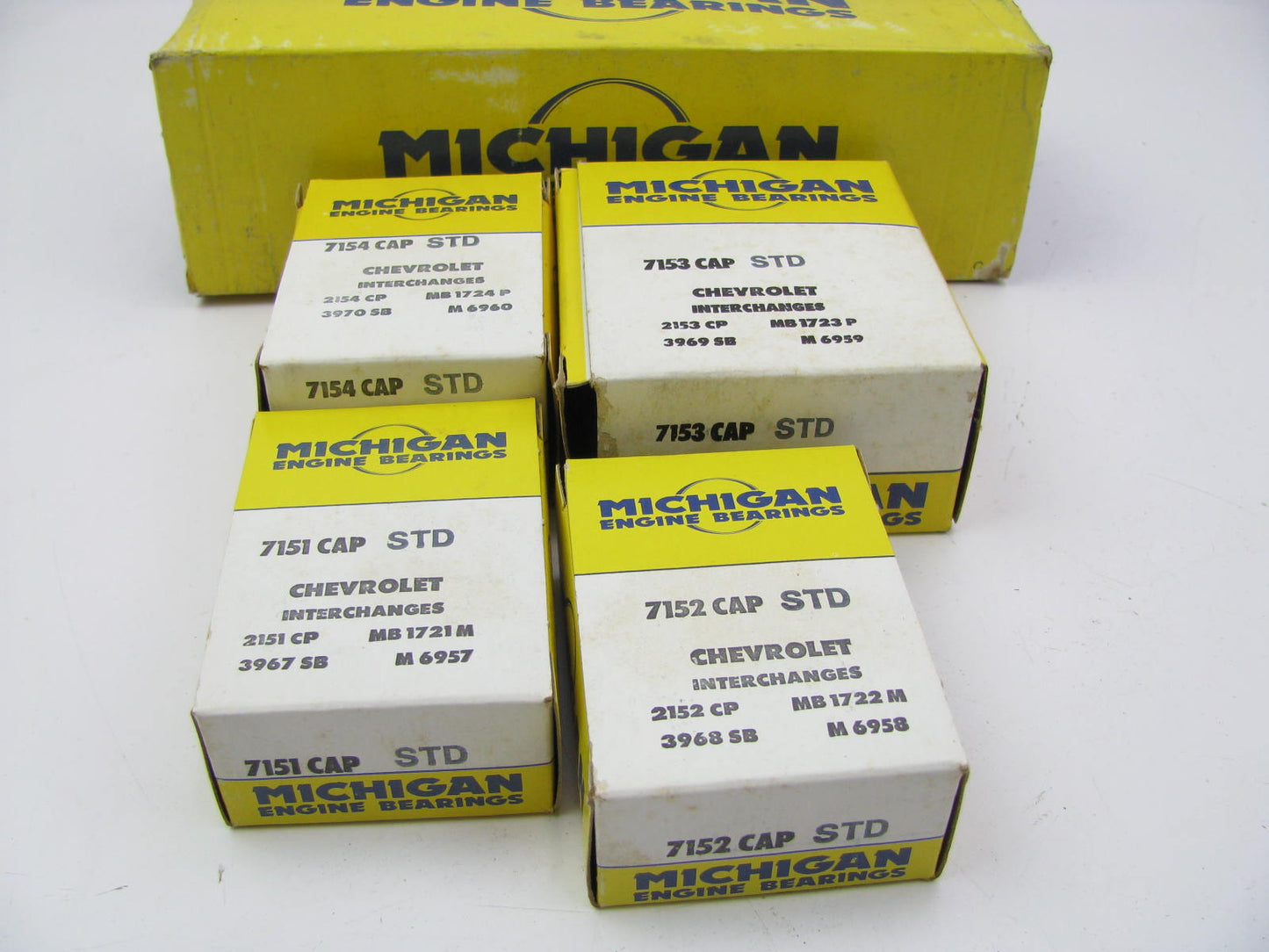 Michigan 860P Main Bearings STD 1956-63 Chevrolet Pontiac 230 235 236 261 270 L6