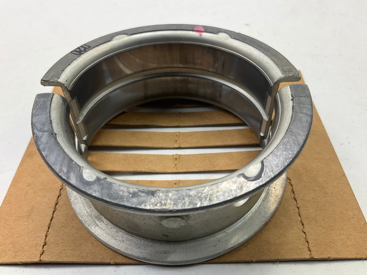 Michigan R752-020 Engine Main Bearings .020'' 1948-1953 Chevrolet 216 235-L6