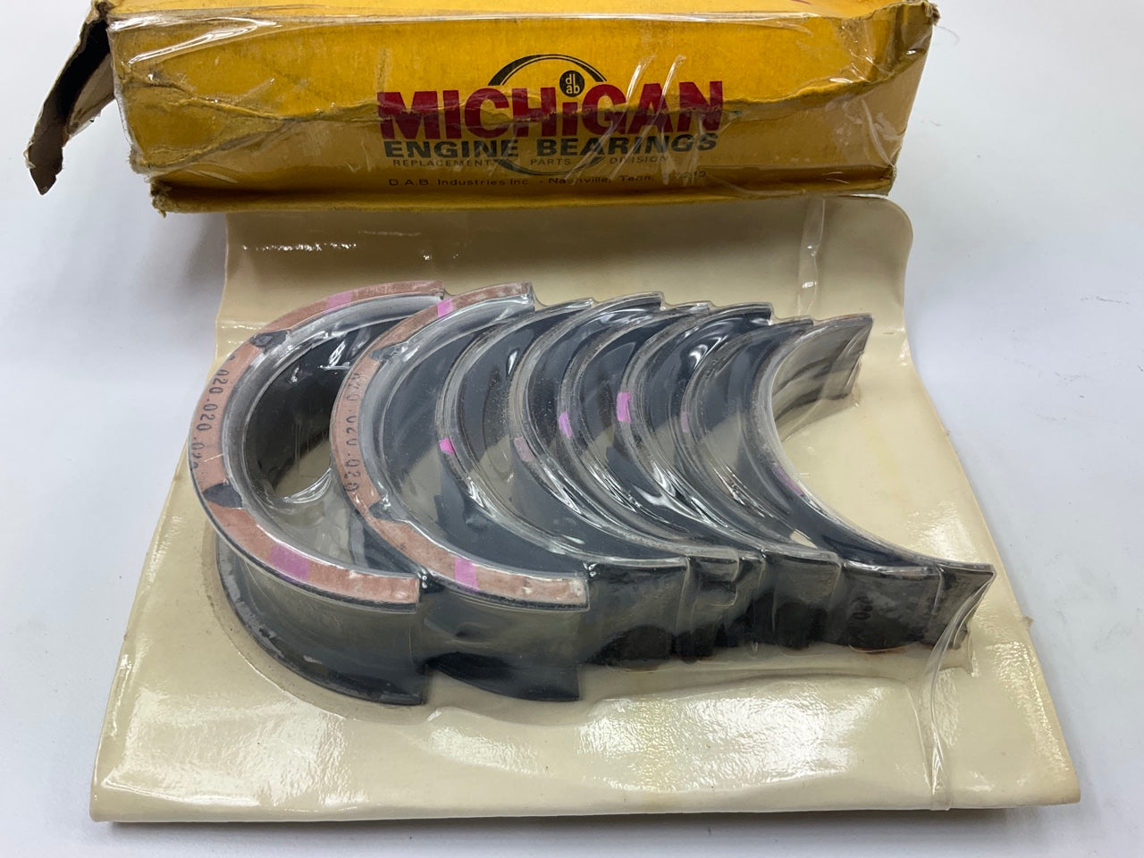 Michigan R860P020 Main Bearings .020'' 1956-63 Chevrolet Pontiac 230 235 236 261