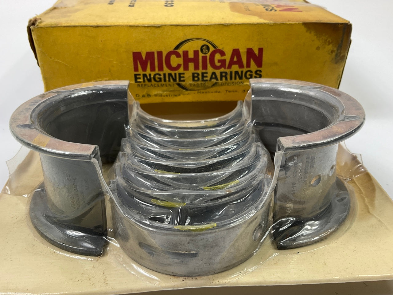 Michigan R894P-030 Main Bearings .030'' 1955-1967 Chevrolet 265 283 302 327-V8