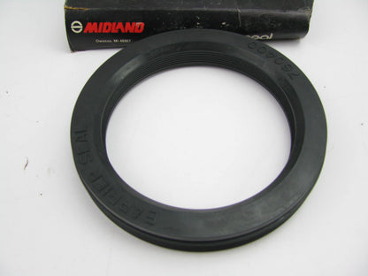 Midland 760400 Rear Wheel Hub Oil Seal - 5.506'' OD X 4.166'' ID X 0.605'' Wide