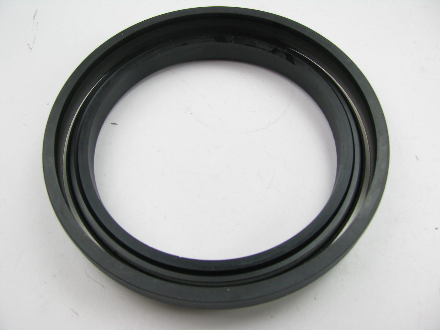 Midland 761400P Wheel Seal - 6.318'' OD X 4.765'' ID X 1.187'' Wide