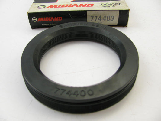 Midland 774400 Rear Wheel Seal - 5.515'' OD X 3.875'' ID - 370024A