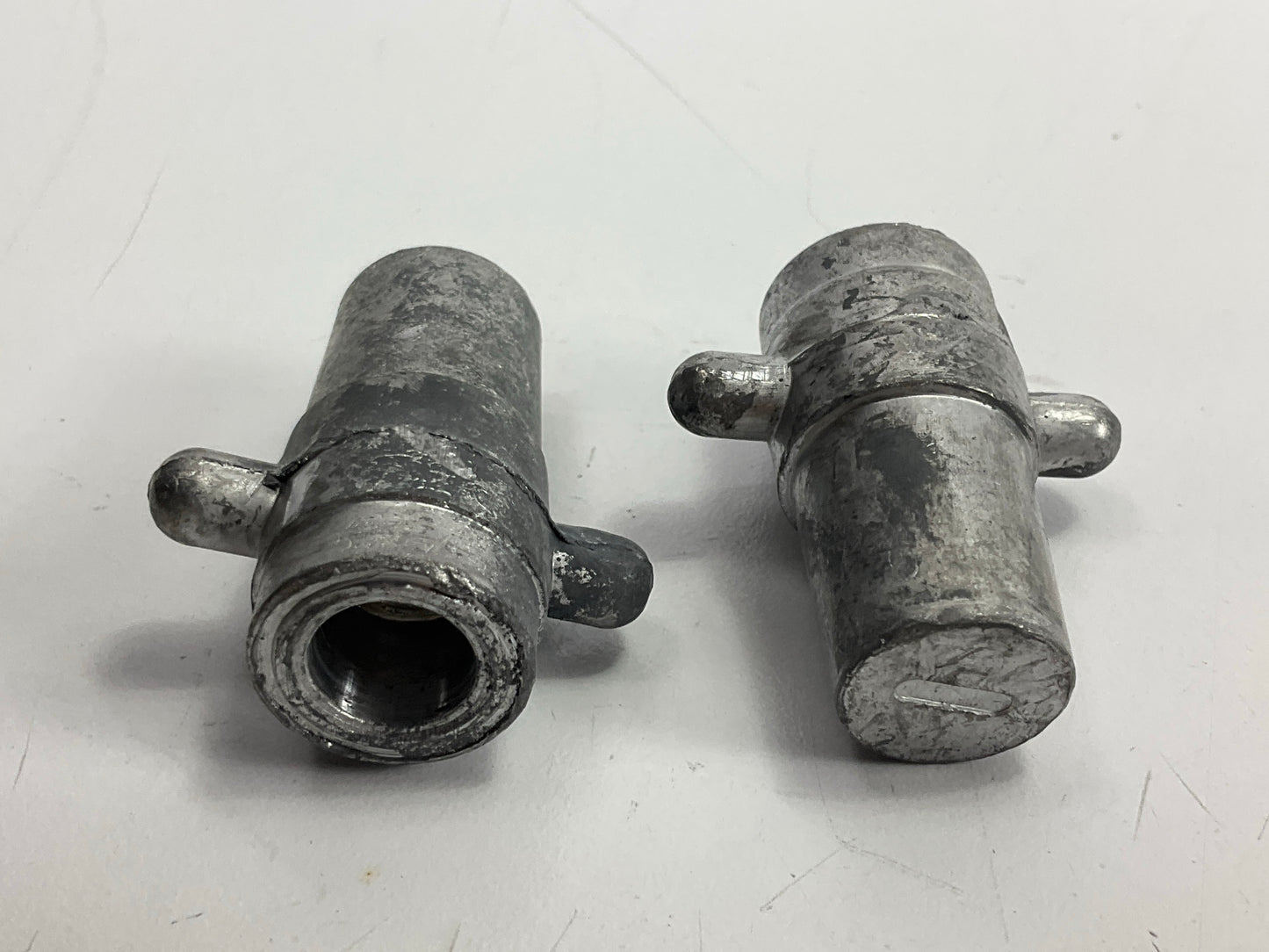 Midtronics A008 Female Lead Stud Adapters Group 31 / Top Threaded Post (1 Pair)