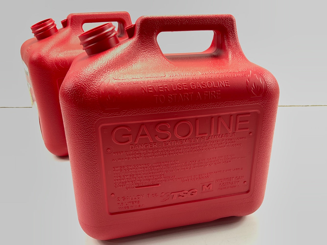 (2) Midwest Can 2300 2 Gallon Red Plastic Gas Can With Quick Flow Spout