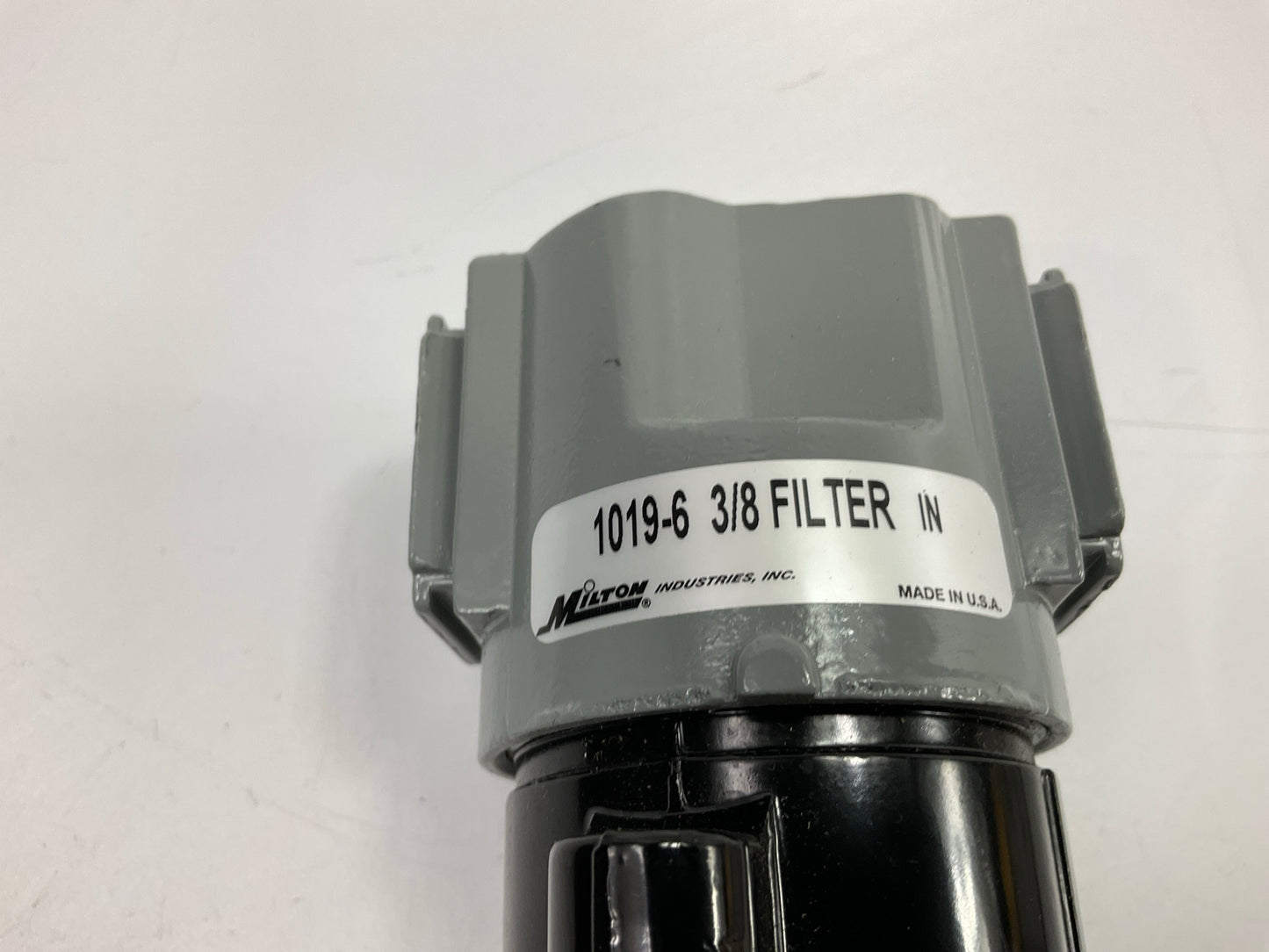 Milton 1019-6 Micro Filter 3/8'' NPT Site Glass Metal Bowl Air Compressor Filter