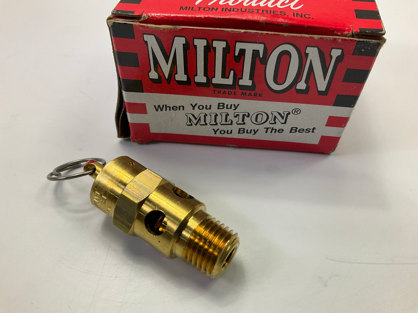 Milton 1090-200 ASME Coded Safety Valve, 1/4'' NPT, 200 PSI