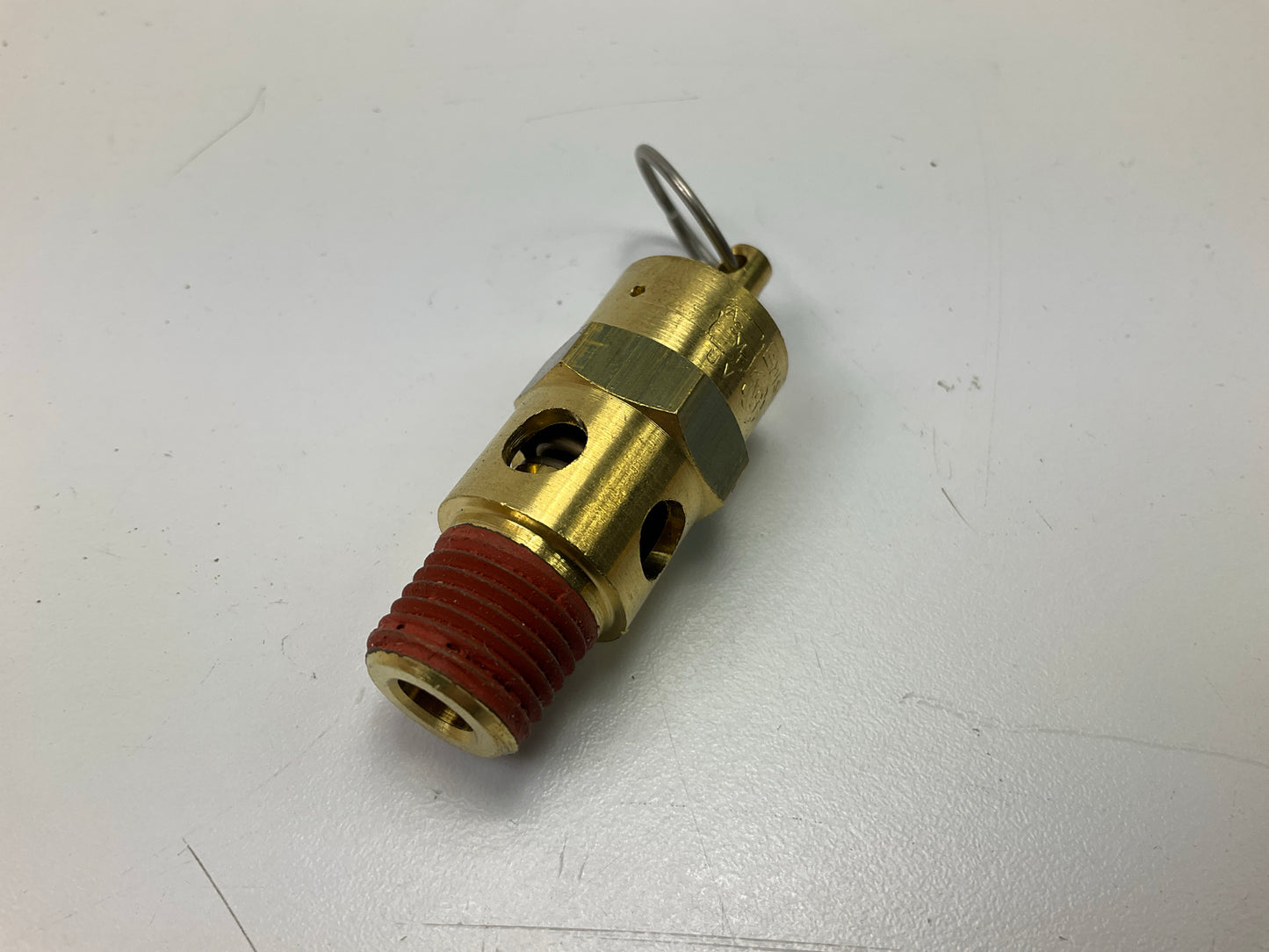 Milton 1090-70 1/4'' MNPT ASME Safety Valve, 70 PSI Pop Off Pressure