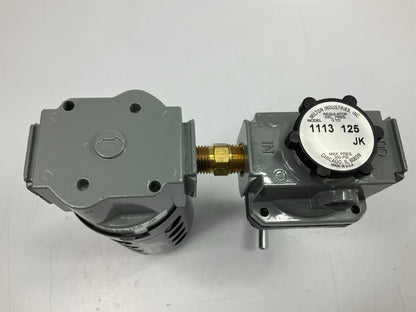 Milton 1106 Deluxe Polycarbonate FR Duo 1/4'' NPT Air Regulator & Filter Combo
