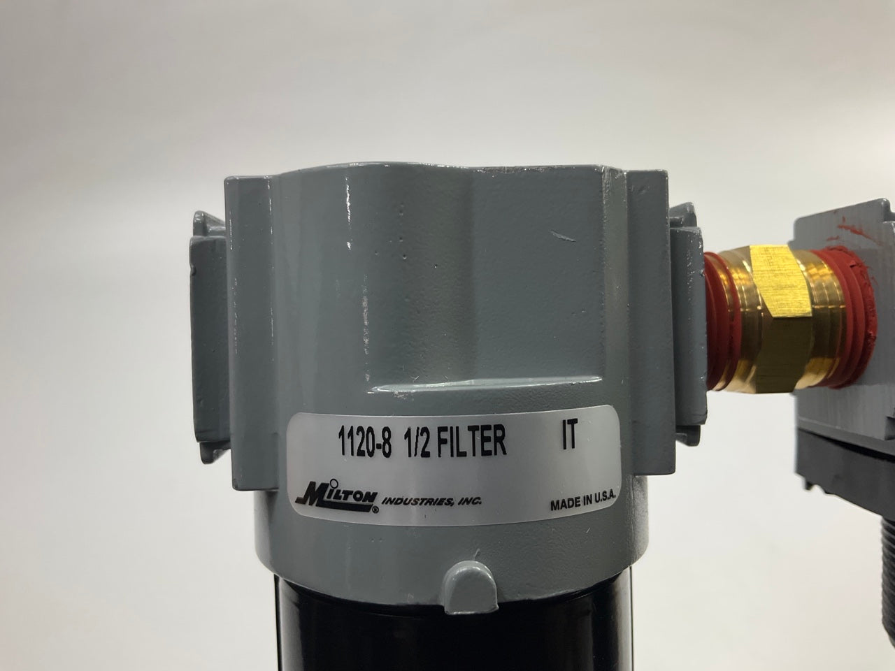Milton 1108 1/2'' NPT Air Compressor Filter And Regulator Duo, With Gauge