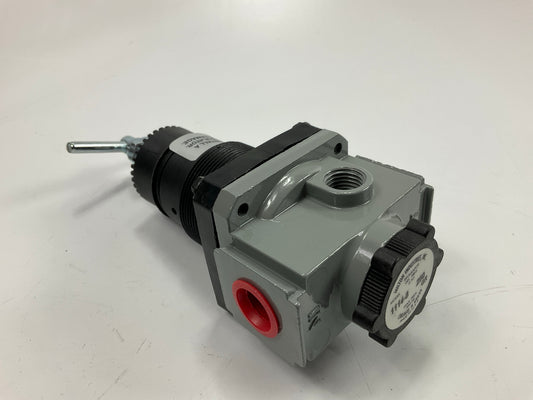 Milton 1114-8 3/8'' NPT High Pressure FRL Air Regulator