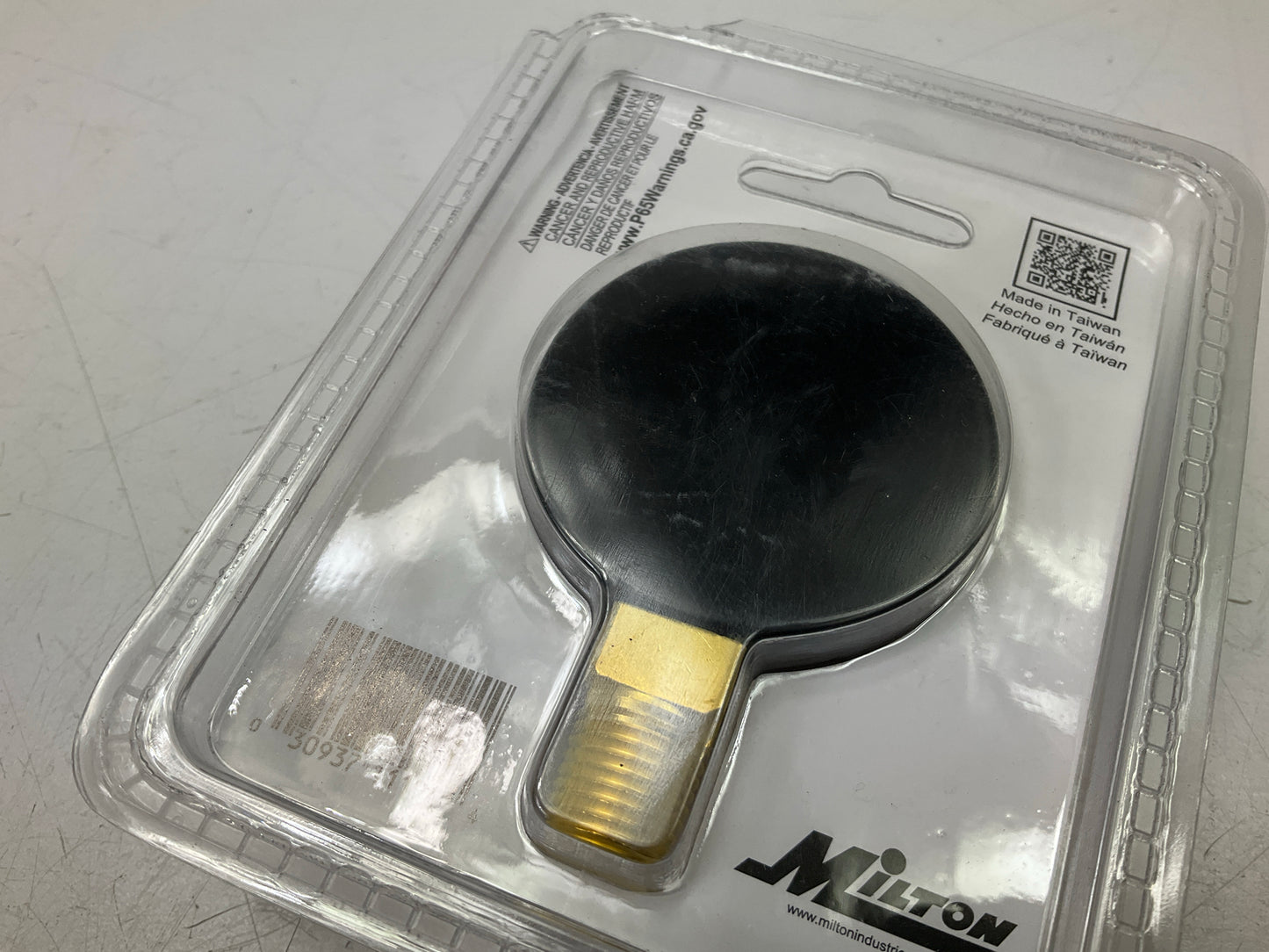 Milton 1194 1/4'' NPT Pressure Dial Gauge, 0 To 60 PSI, 2'' Face
