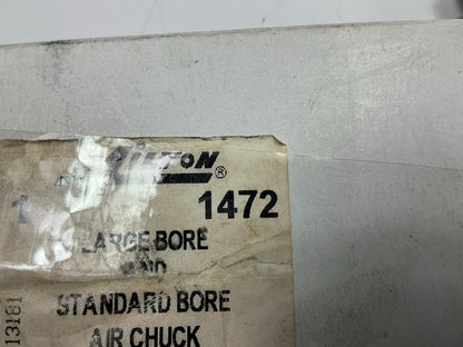 Milton 1472 1/4'' FNPT Dual Foot Air Chuck