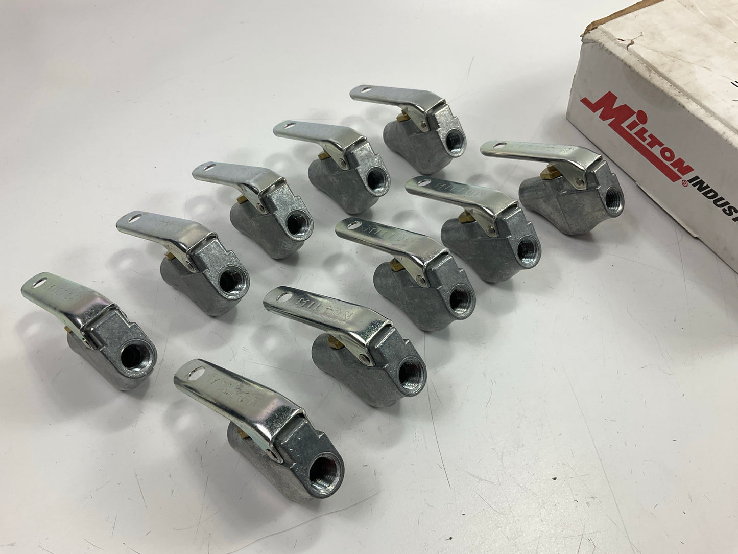 (10) Milton MIL-151 1/4'' NPT Lever Style Blow Gun Control Valve