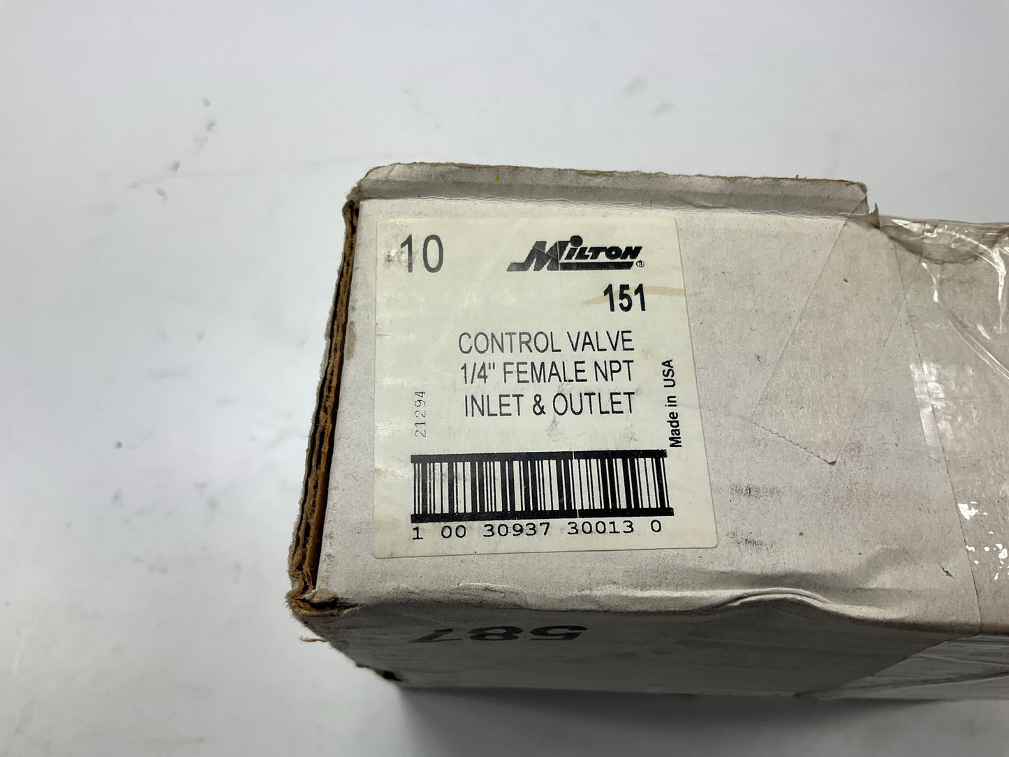 (9) Milton MIL-151 1/4'' NPT Lever Style Blow Gun Control Valve