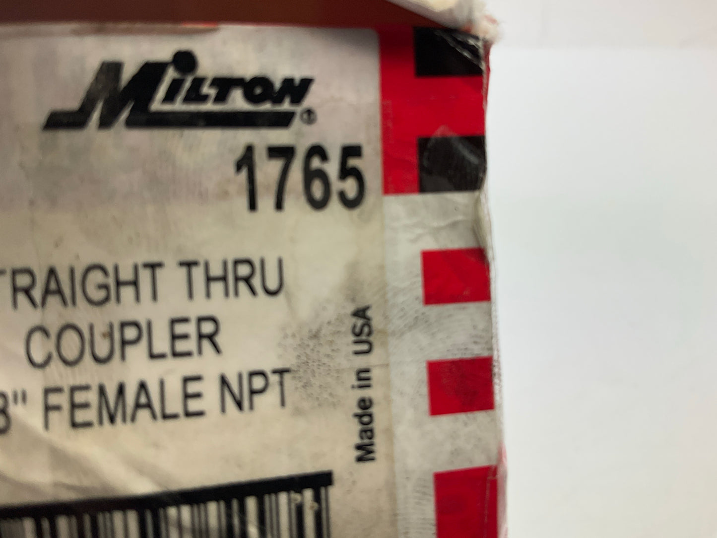 Milton 1765 3/8'' Female NPT Straight Thru Coupler - 9 / Pack