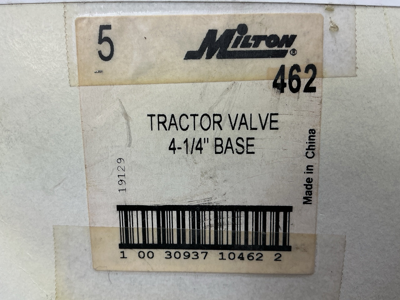Milton 462 Tractor Valve, TR218-A,  4-1/4'' Base