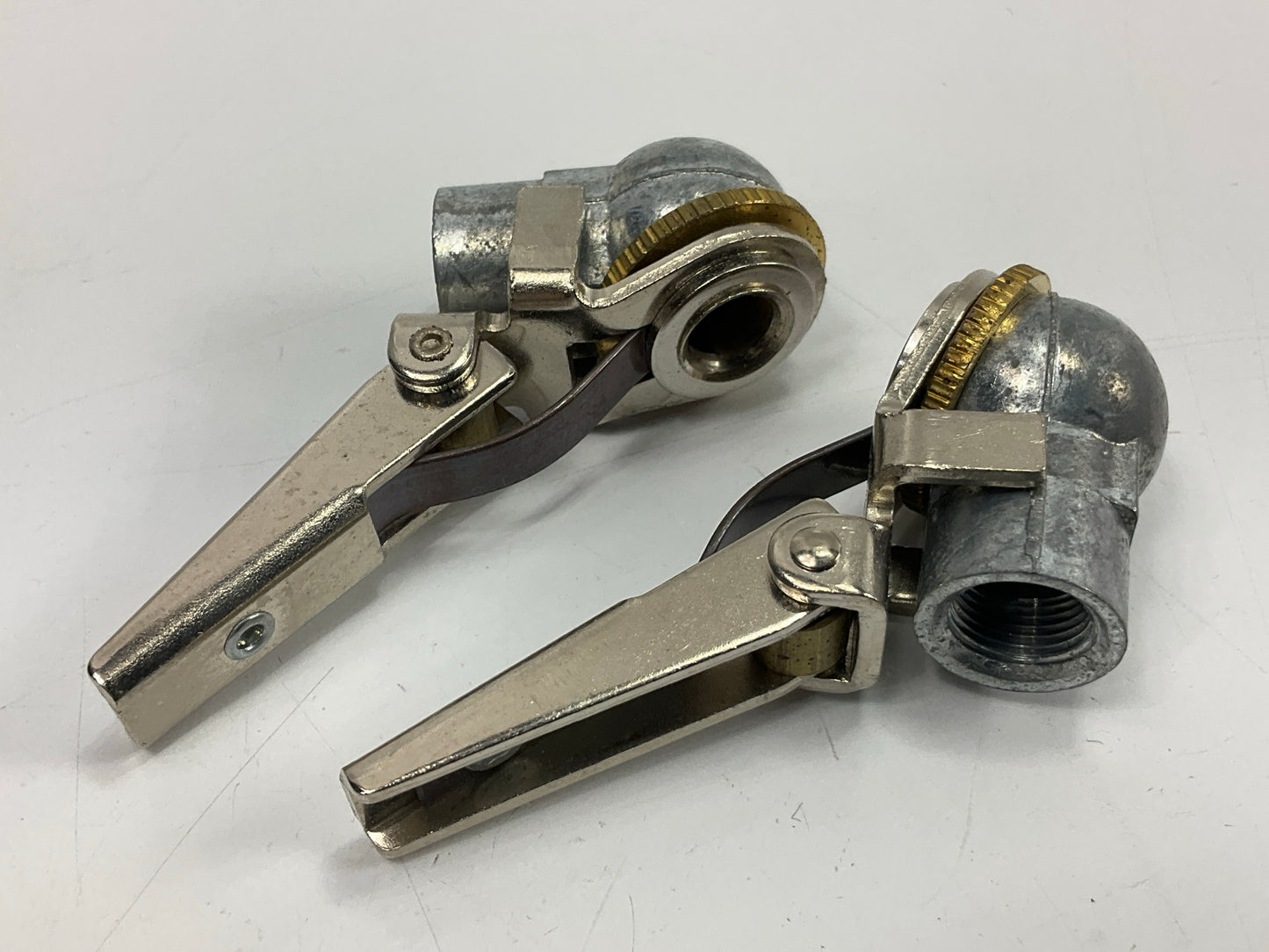5 / Pack - Milton 500-43 7/16''-27 UNS Single Head Grip Air Chuck