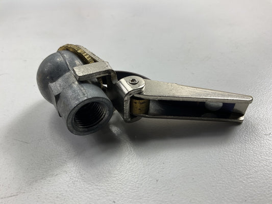 8 Pack - Milton 500-43 7/16''-27 UNS Single Head Grip Air Chuck