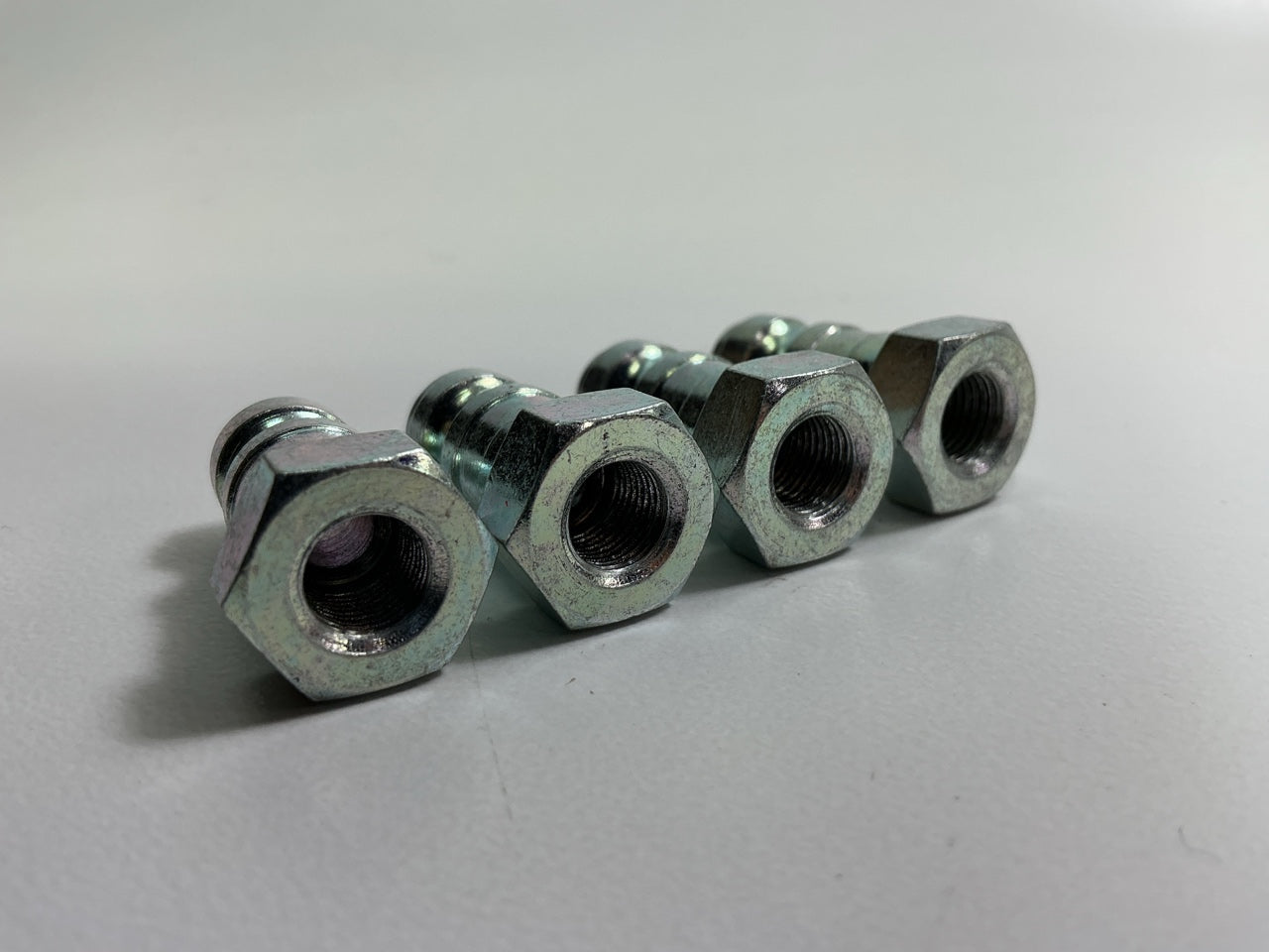 (8) Milton 779 Female T Style Recapper Plugs, 305-32 Size