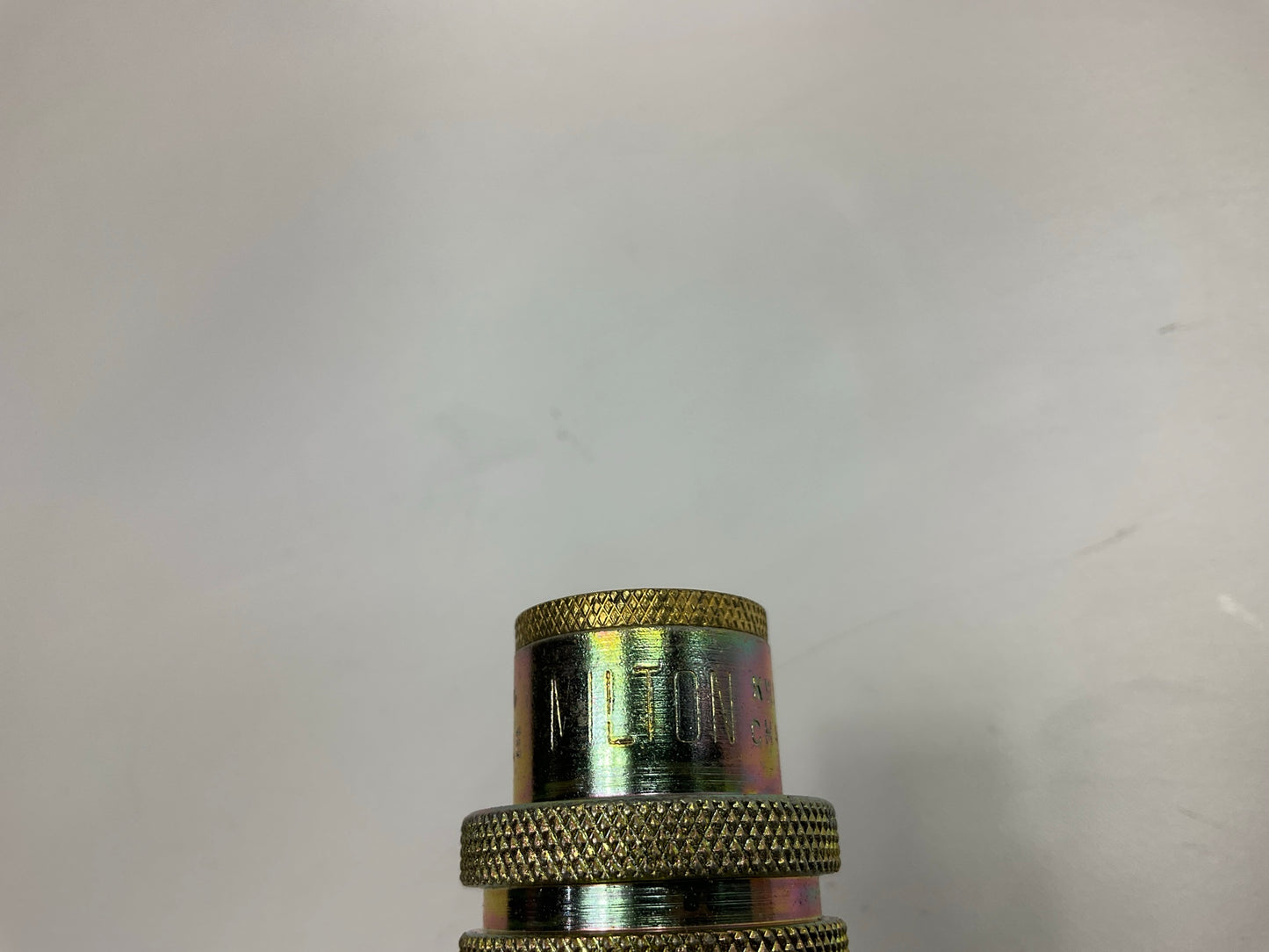 (5) Milton 787 1/4'' FPT Tru Flate T Style Coupler
