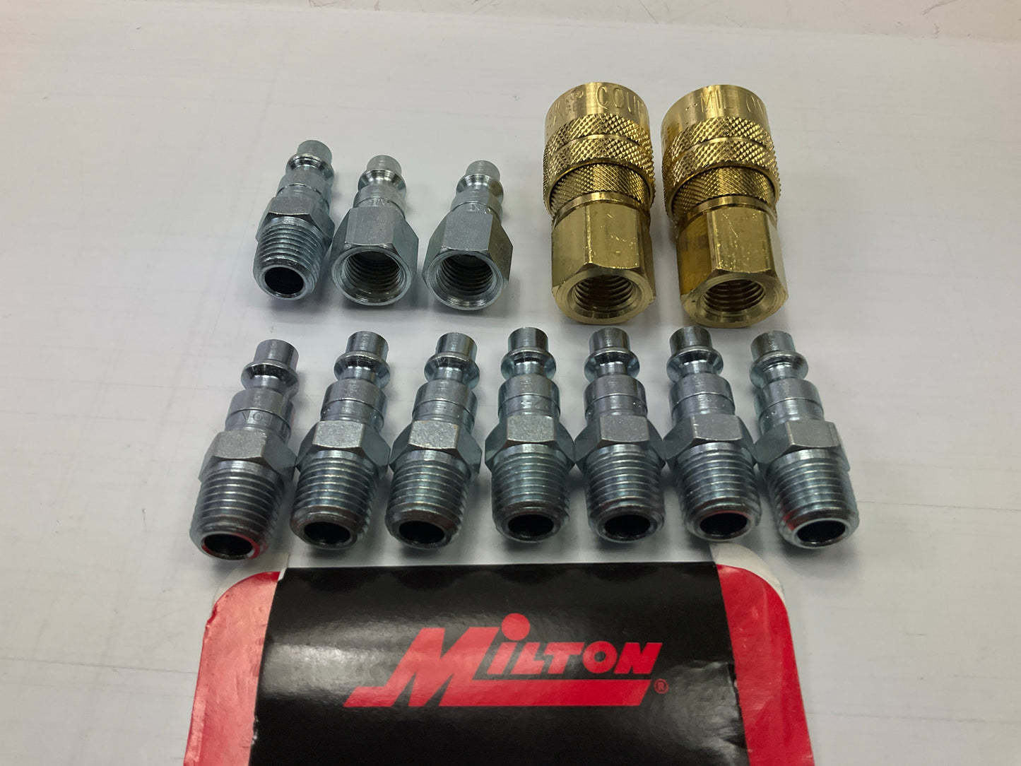 Milton S-210 1/4 NPT M-Style Coupler And Plug Kit 12-Piece