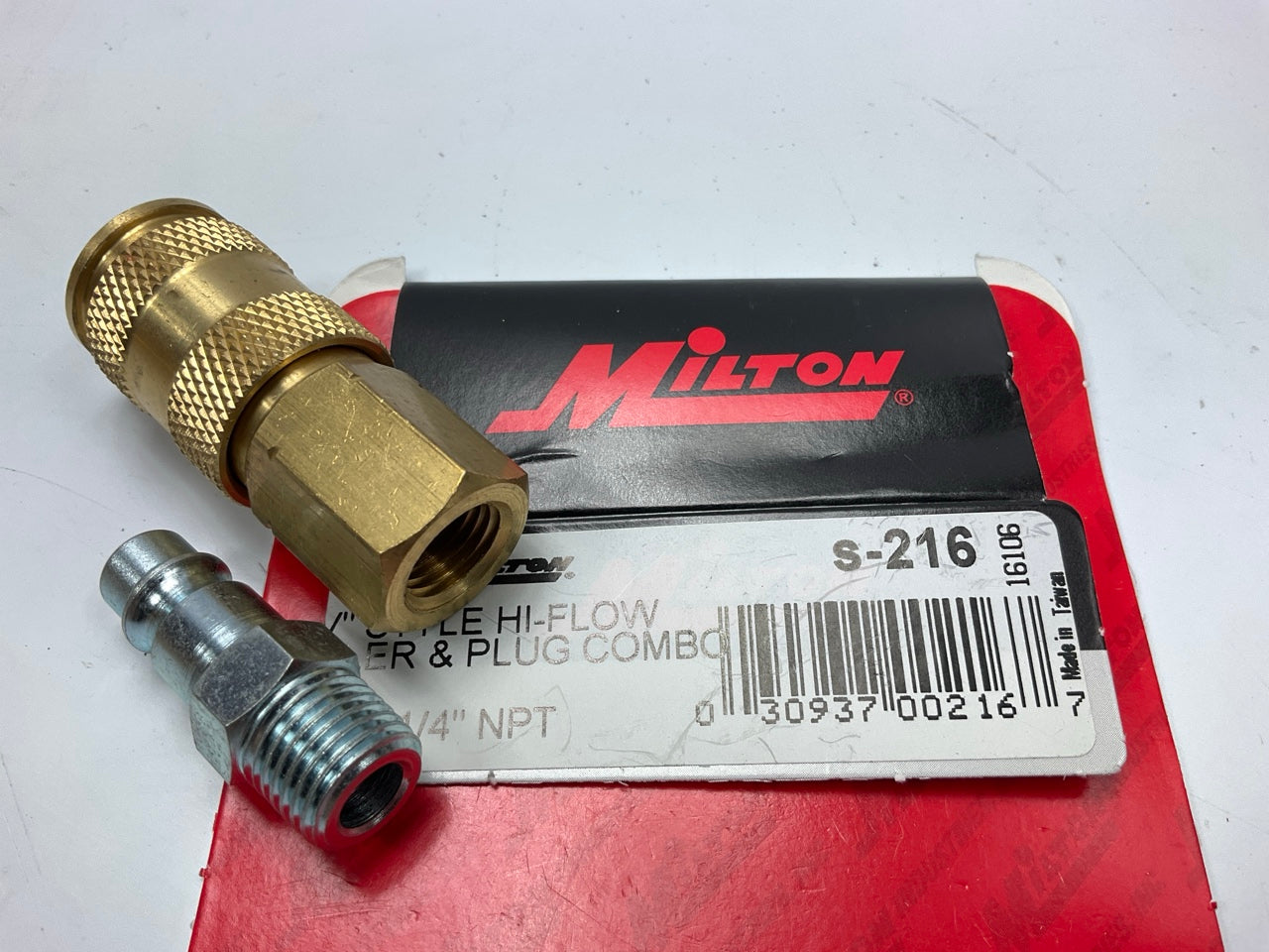 Milton S216 HighFlowPro  1/4'' NPT V-Style Euro Air Coupler