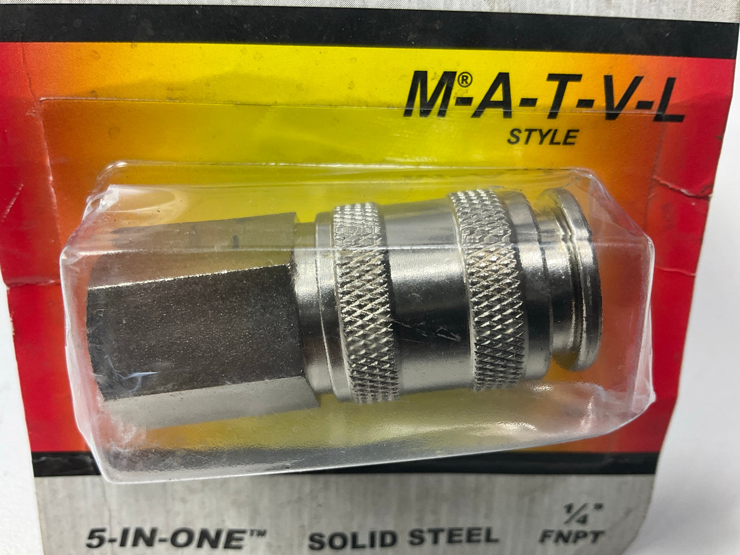 Milton S-743 Universal Coupler, 1/4'' Body X 1/4'' FNPT
