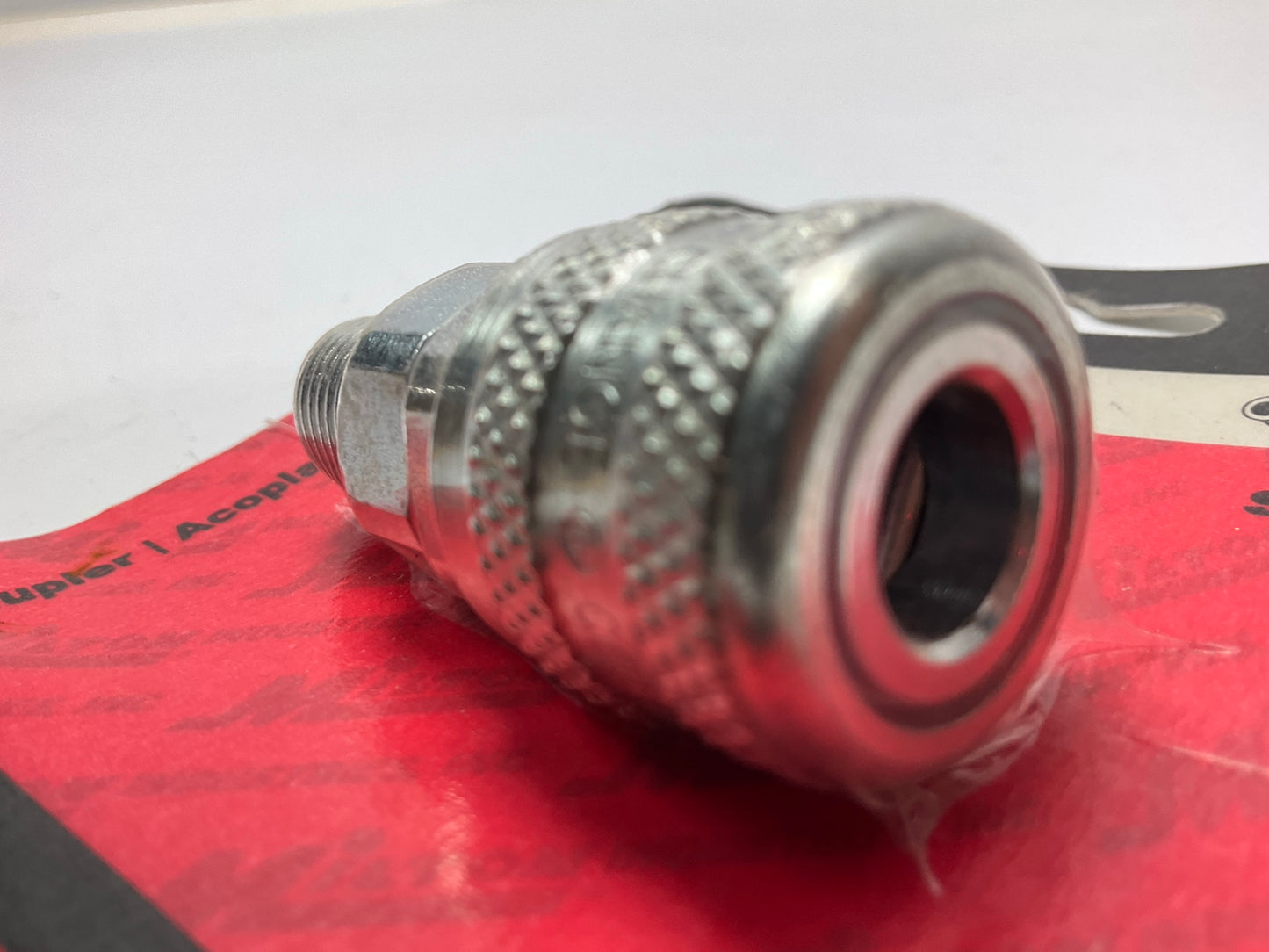 Milton S-776 1/4'' MNPT Male Coupler, A Style, 1/4'' Basic Flow Size