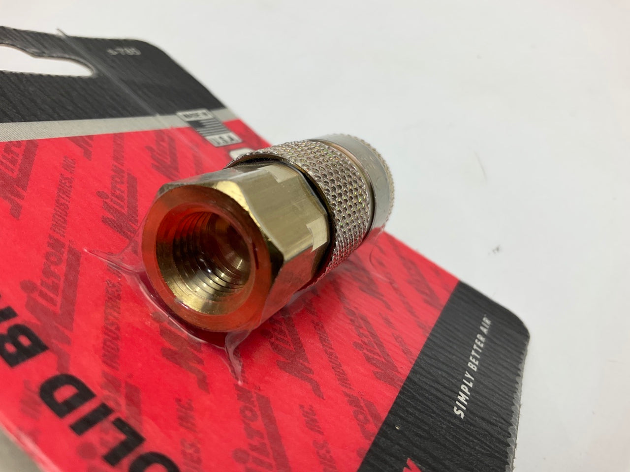 Milton S-785 Compression Coupler, T-Style, Female, 1/4'' NPT, Solid Brass Fitting