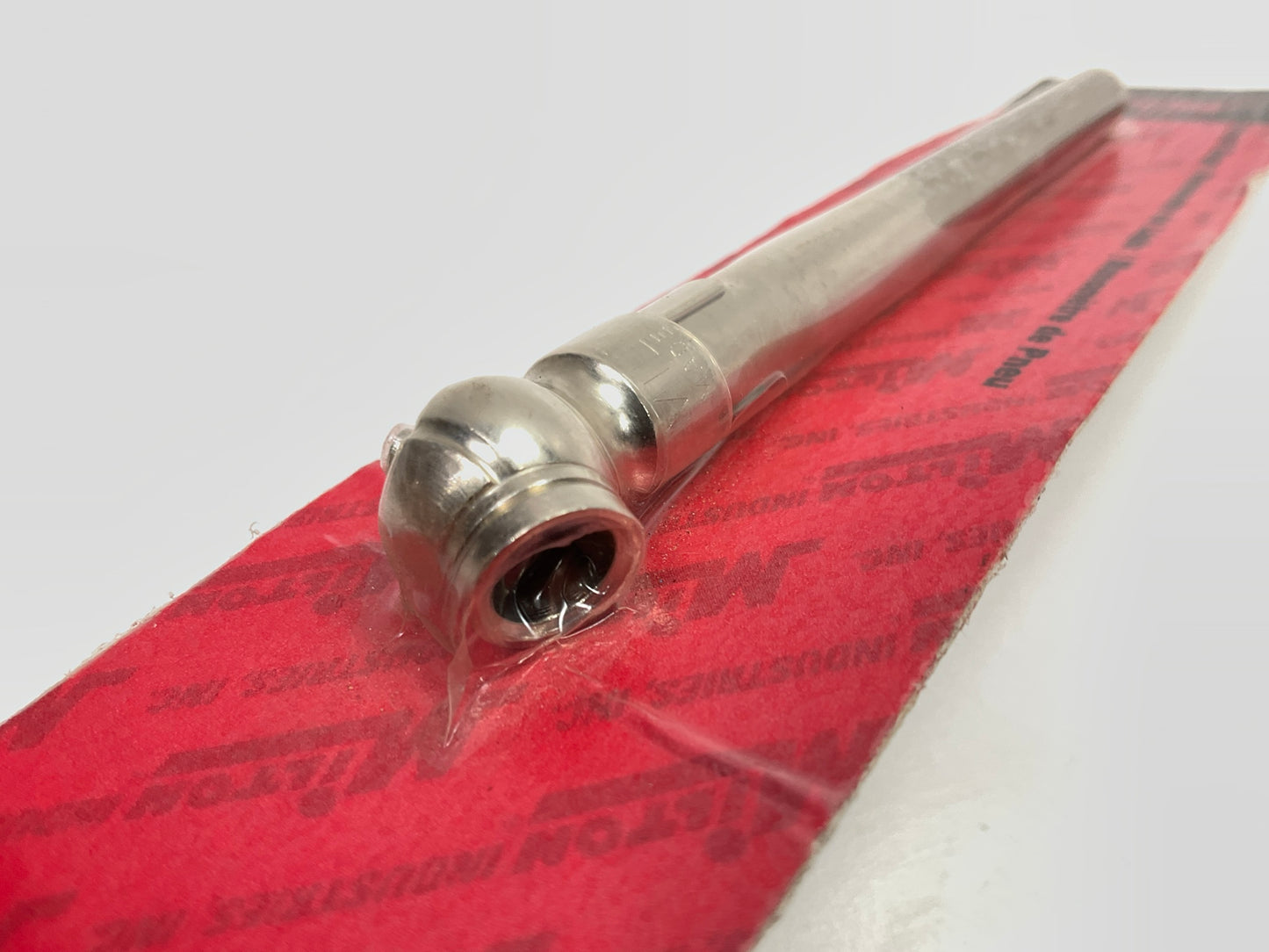 Milton S-920 Heavy Duty, Tire & Tread Pencil Gauge, 10-70 PSI, Single Ball Head