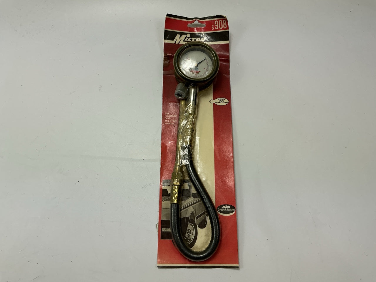 Milton S908 PRO Dial-type Tire Air Pressure Gauge, 12'' Hose, 0-60 PSI Range