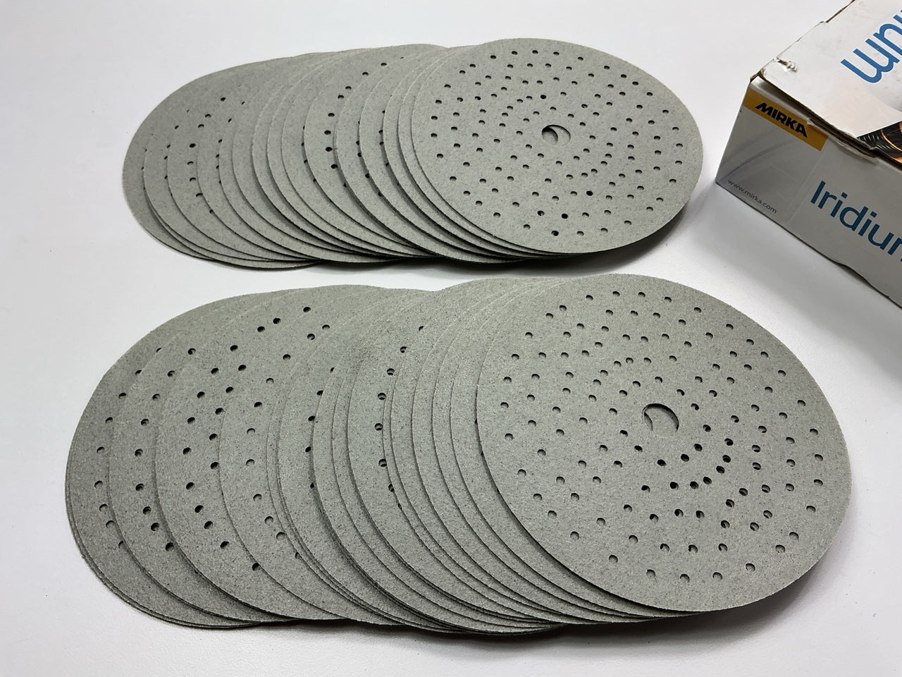 Mirka Iridium 24-6MH-120 Grip-On 6'' 120 Grit Sanding Disc (50 / Box)