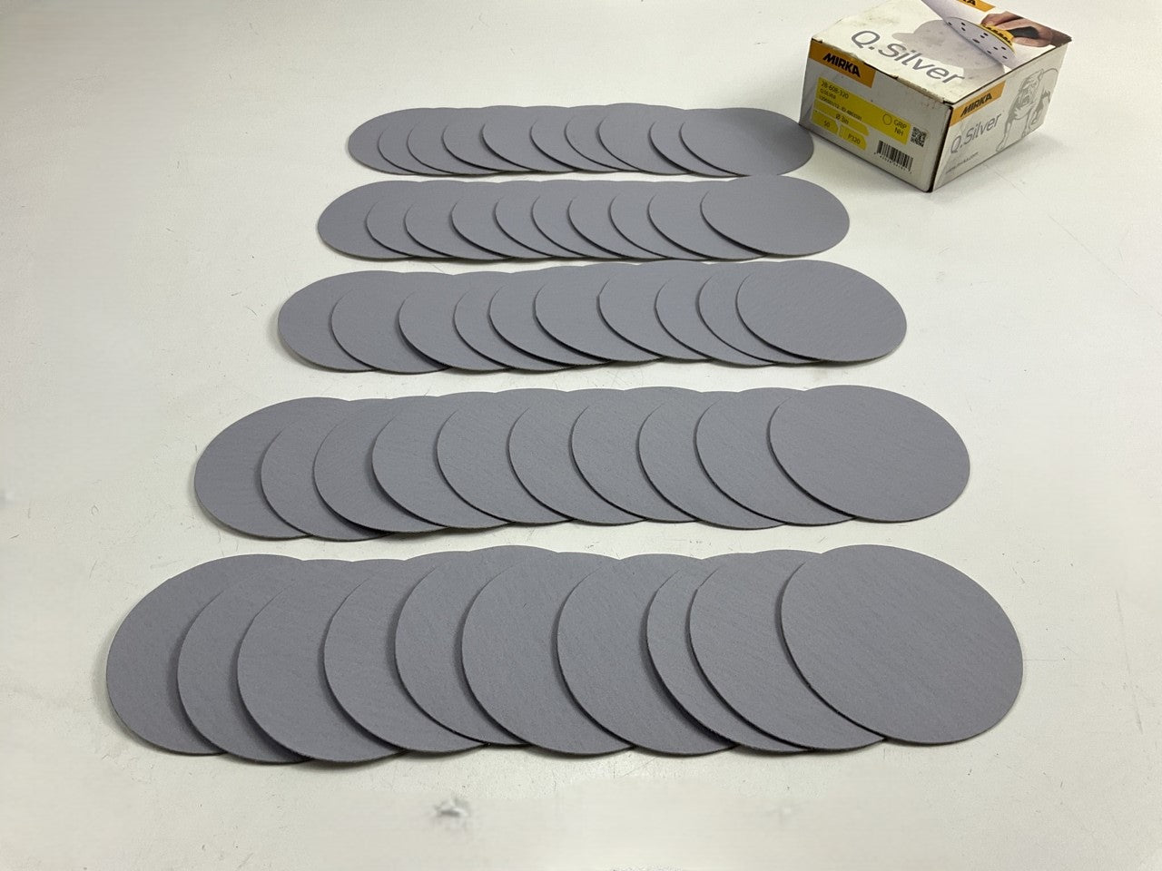 Mirka 2B-608-320 - 3'' Abrasive Discs, Q.Silver, 320 Grit - Pack Of 50 Discs