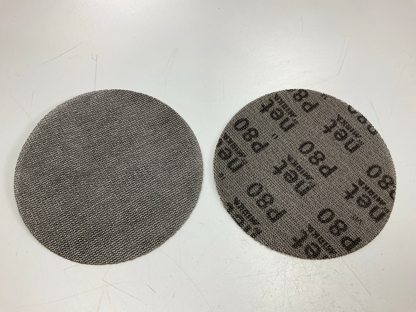 Mirka AE24105080 Autonet 6'' Mesh Sanding 80 Grit Grip Disc (50 / Box)