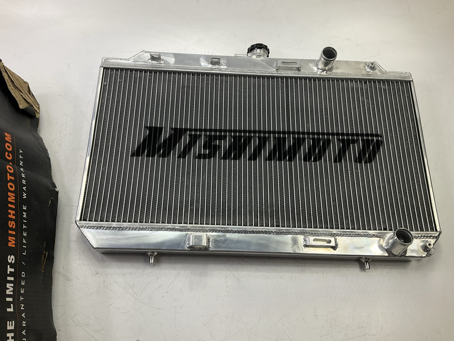 MINOR FIN DAMAGE Mishimoto Performance Aluminum Radiator 1990-1993 Acura Integra