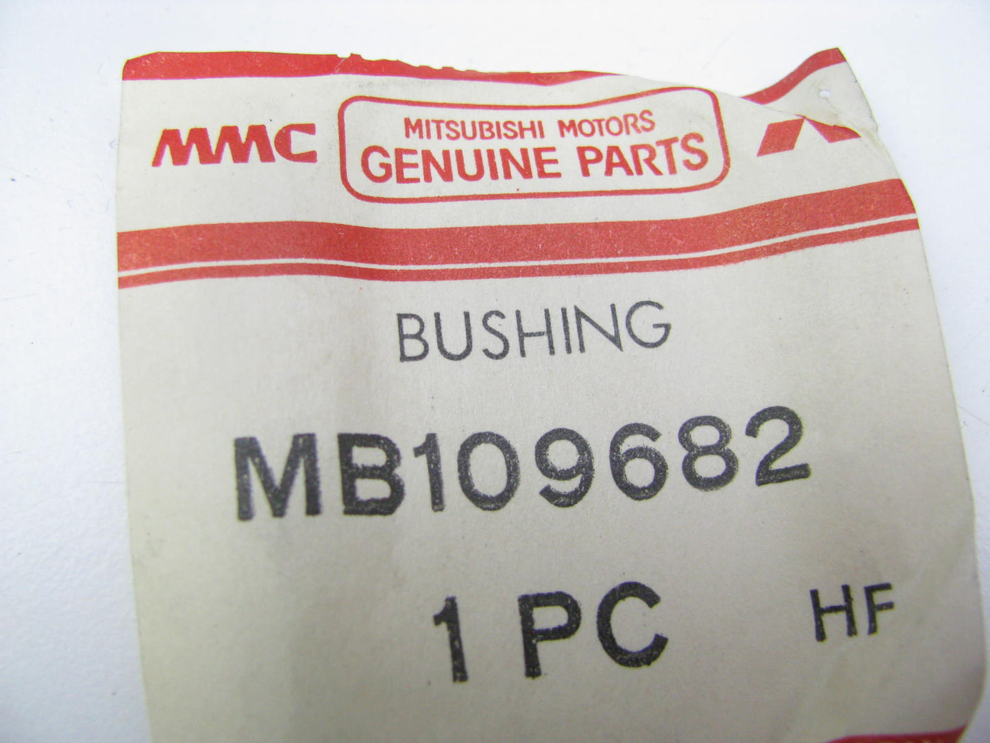 NEW - OEM Mitsubishi MB109682 FRONT Suspension Stabilizer Sway Bar Bushing