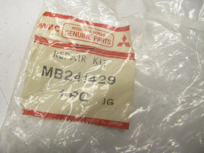 NEW - OEM Mitsubishi MB241429 Rear Suspension Stabilizer Sway Bar Link Kit