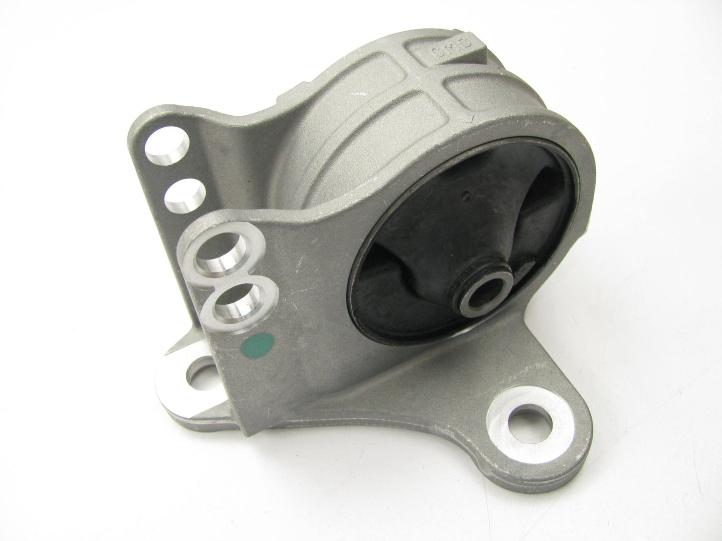 NEW - OEM Mitsubishi MB910661 Transmission Mount