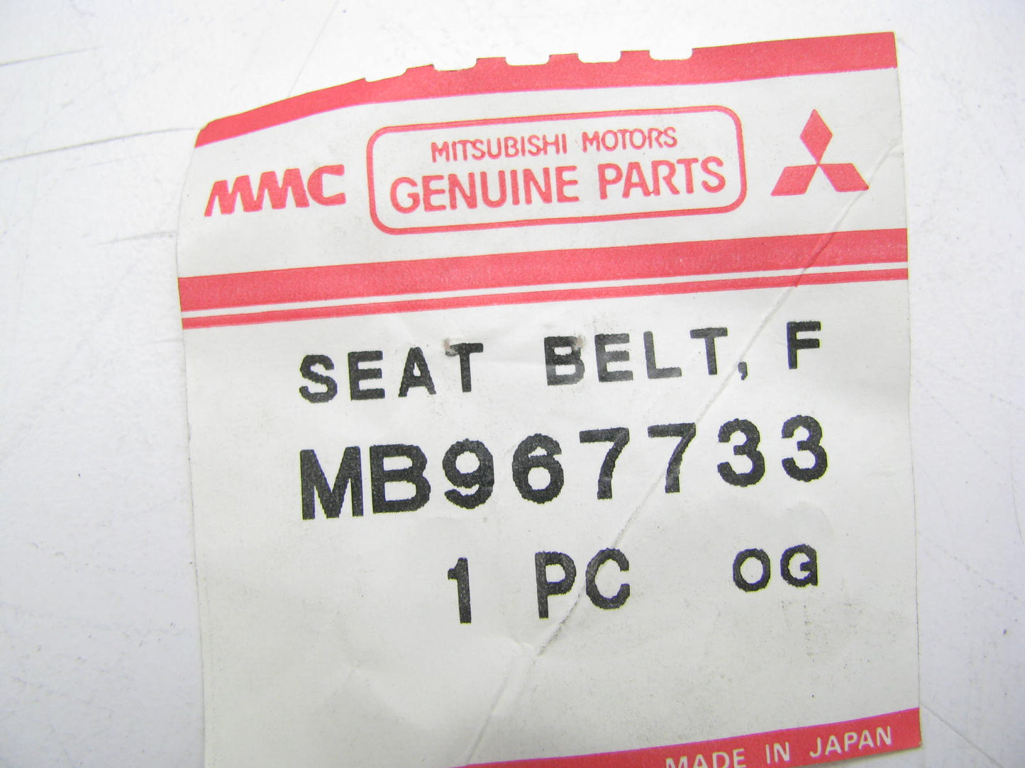 NOS OEM Mitsubishi MB967733 Front Left Seat Belt & Buckle For 92-93 Dodge Colt