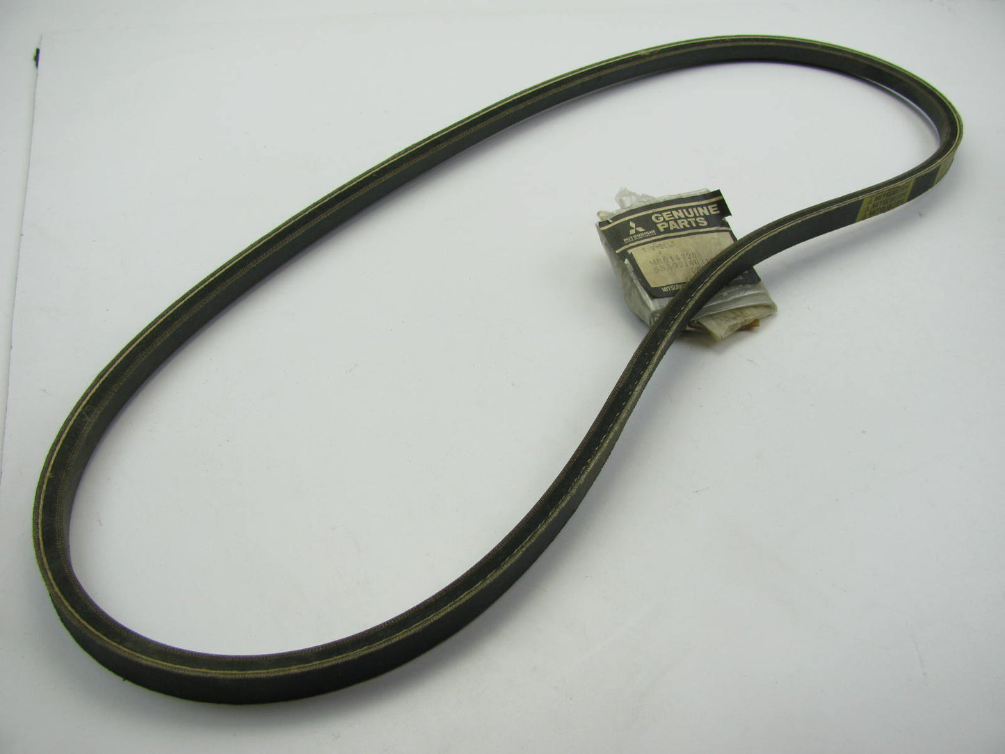 NEW - OEM Mitsubishi MH014228 Accessory Drive Belt