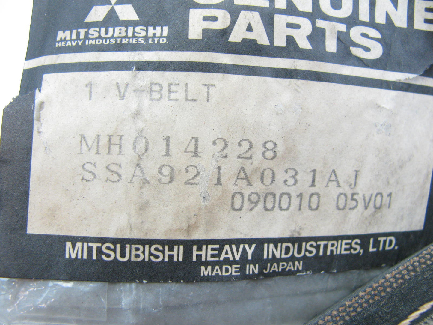 NEW - OEM Mitsubishi MH014228 Accessory Drive Belt