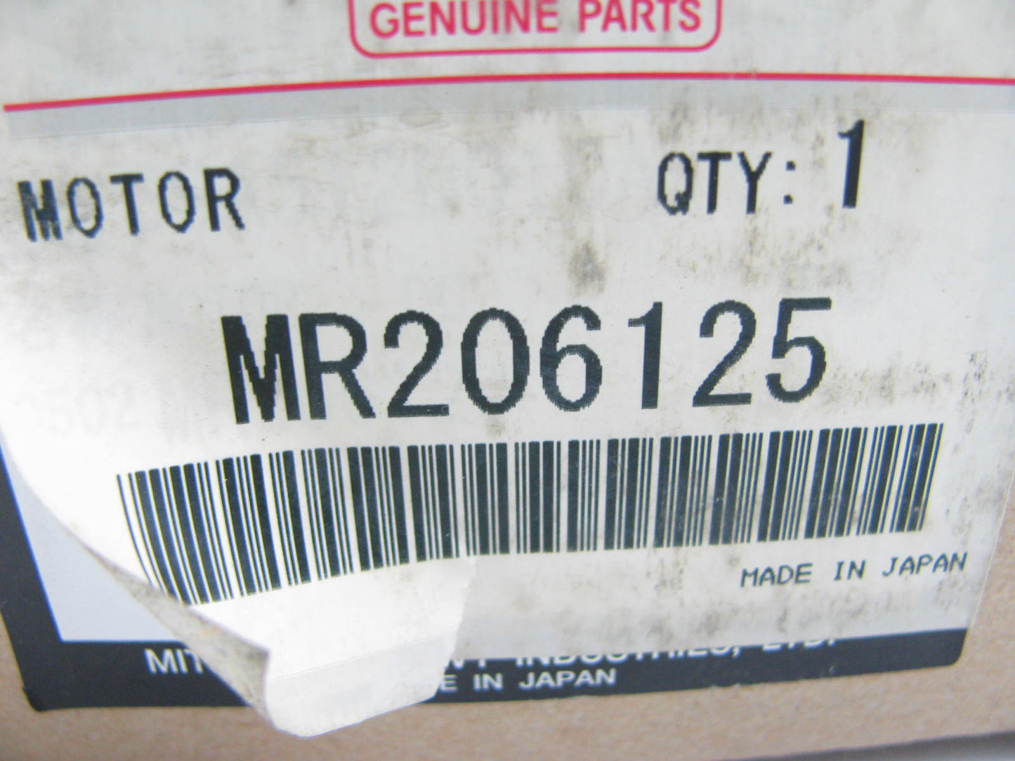 NEW - OEM Mitsubishi MR206125 A/C Condenser Fan Motor
