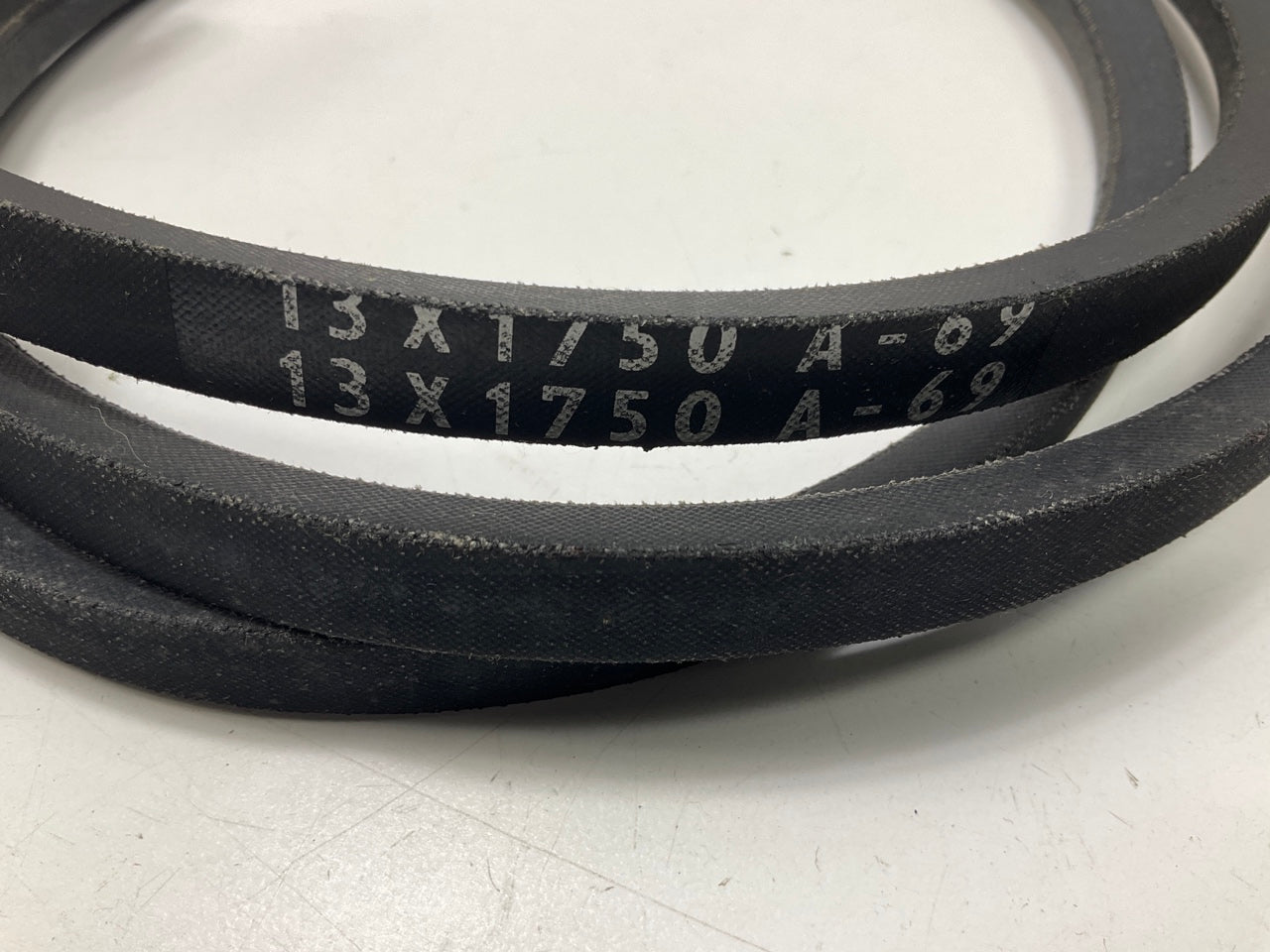 Mitsuboshi A-69 Industrial Accessory Drive Belt - 1/2'' X 71''