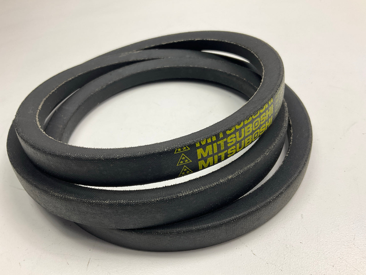 Mitsuboshi B-57 Industrial Accessory Drive Belt - 5/8'' X 60''