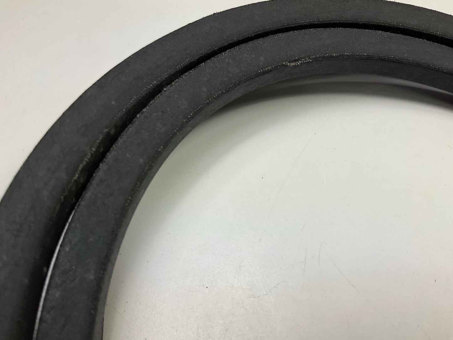 Mitsuboshi B-84 Industrial Accessory Drive Belt - 5/8'' X 87''