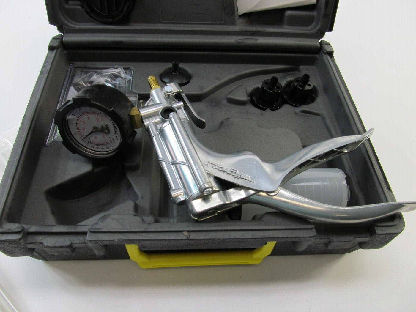 NEW MityVac MV8500 Hand Vacuum / Pressure Pump Brake Bleeder And Pressure Tester