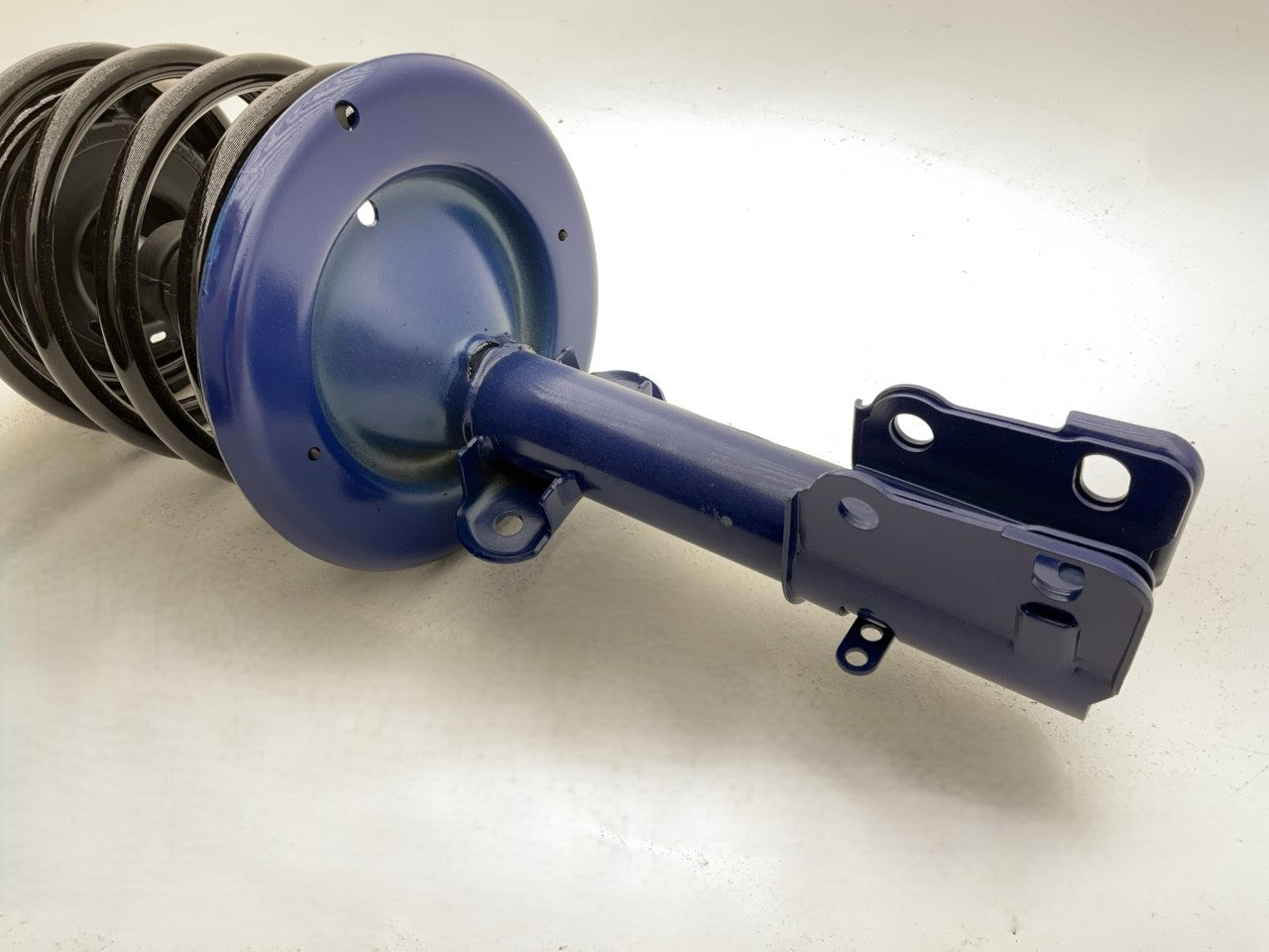 Monroe 181964L Front Left Suspension Strut And Coil Spring Assembly